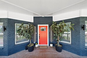 Exterior detail - Beautiful 4-bedroom house close to Downtown in peaceful Houston Neighborhood (Houston)