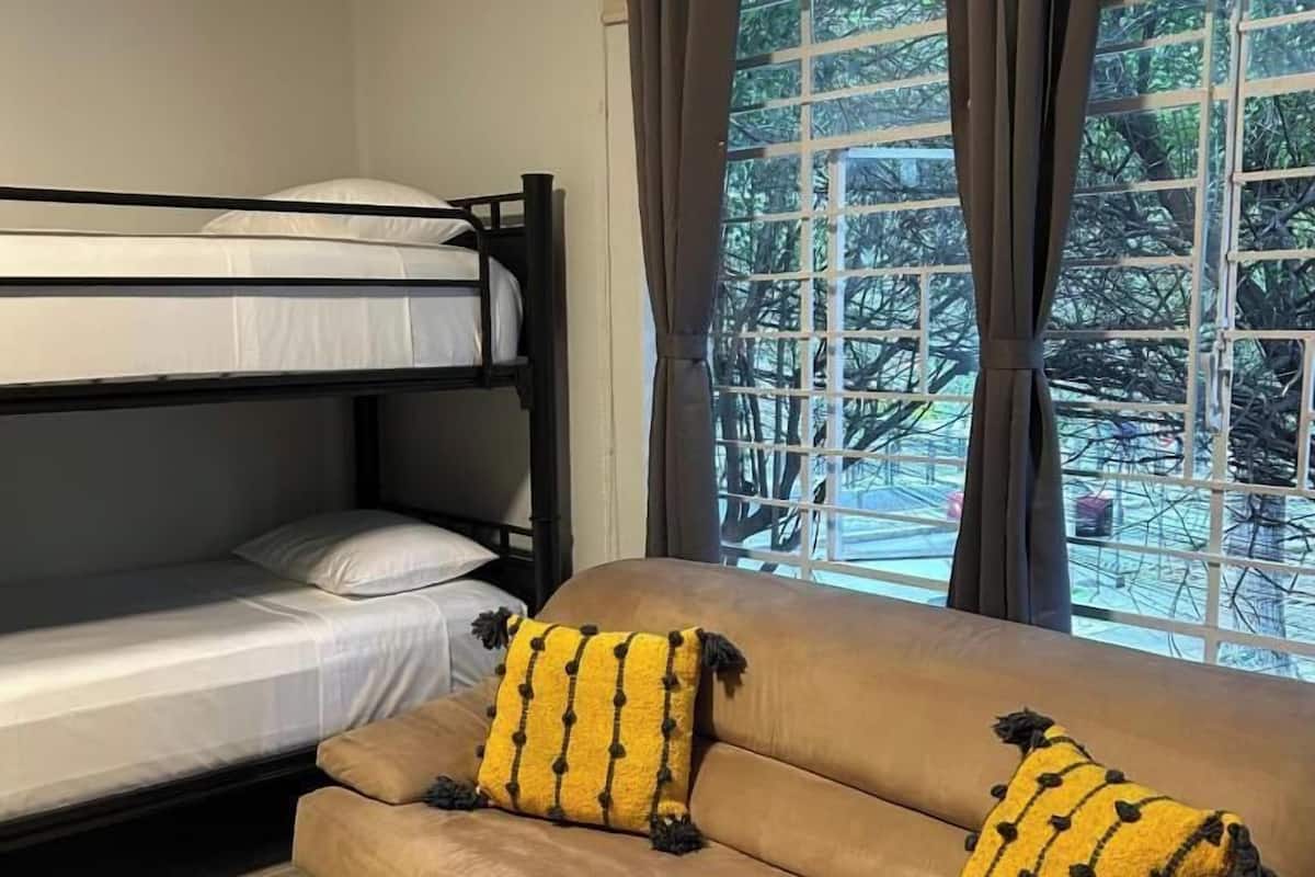 Shared Dormitory, Mixed Dorm, City View