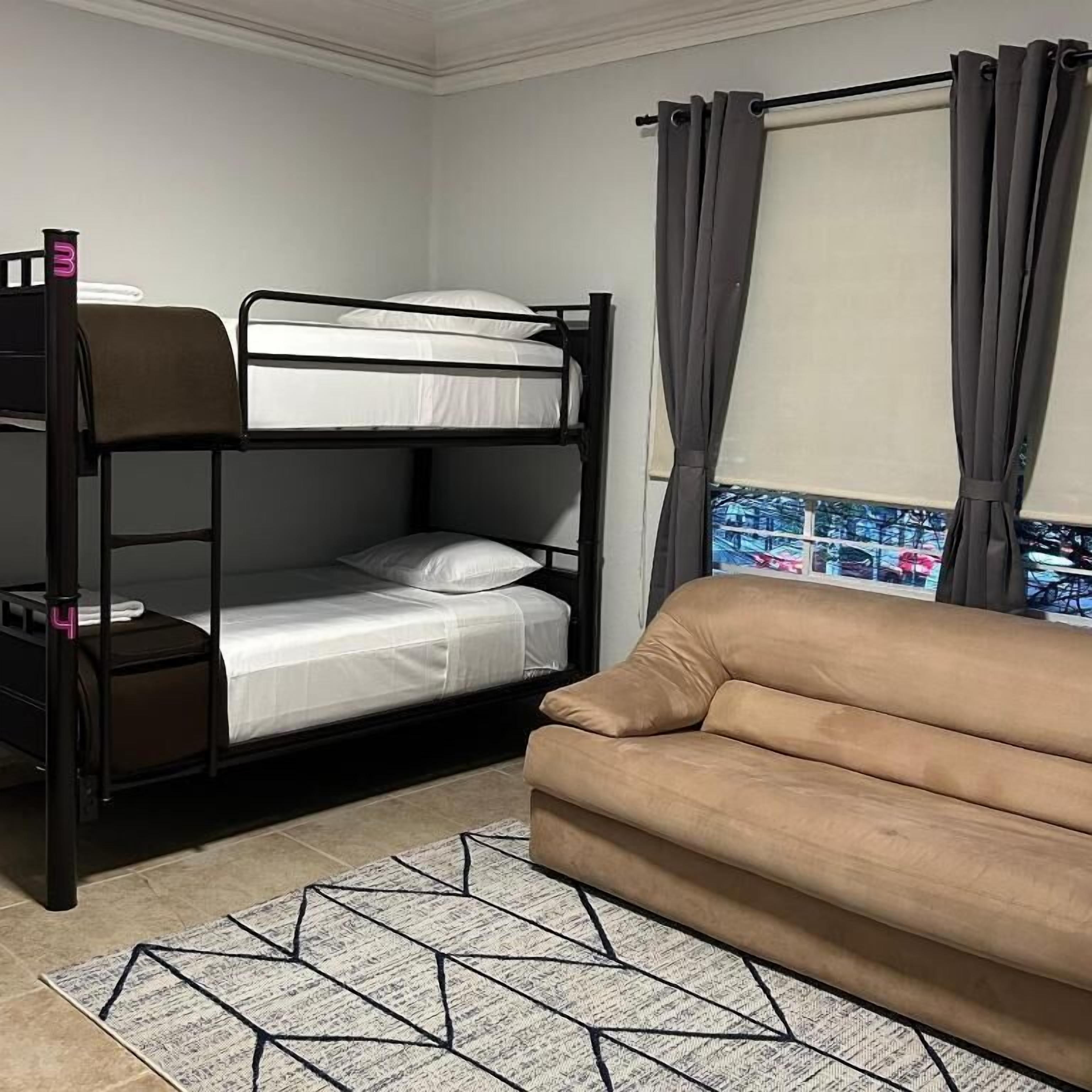 Shared Dormitory, Mixed Dorm, City View