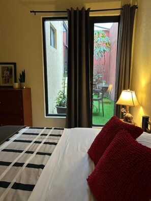 Superior dubbelrum - balkong - utsikt mot innergården