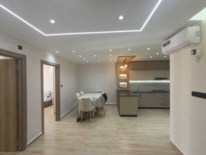 Appartement Deluxe, climatisation, vue mer | Restauration