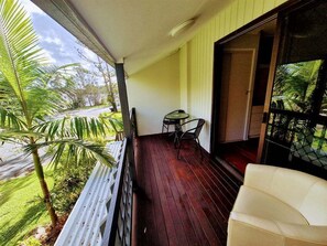 Terrace/patio - 4/8 Hilton Terrace, Noosaville, 4566 (Tewantin)