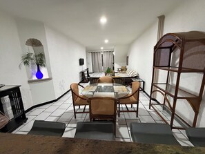 Dining - Serene 2-bedroom apartment in charming Chapala Lake perfect for relaxing (Chapala)