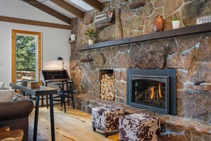 Interior - Moose Hollow Mountain Home | Amazing Views | Discounted Attractions (Fraser)