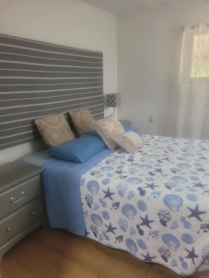 1 habitación, escritorio, wifi gratis y ropa de cama 