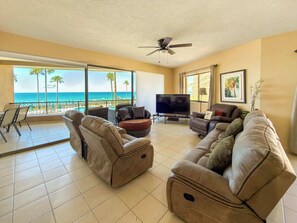 TV - Relaxing Oceanview Condo Pools & Beach (Puerto Peñasco)