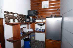 Basic-Studio, Terrasse, Bergblick | Eigene Küche