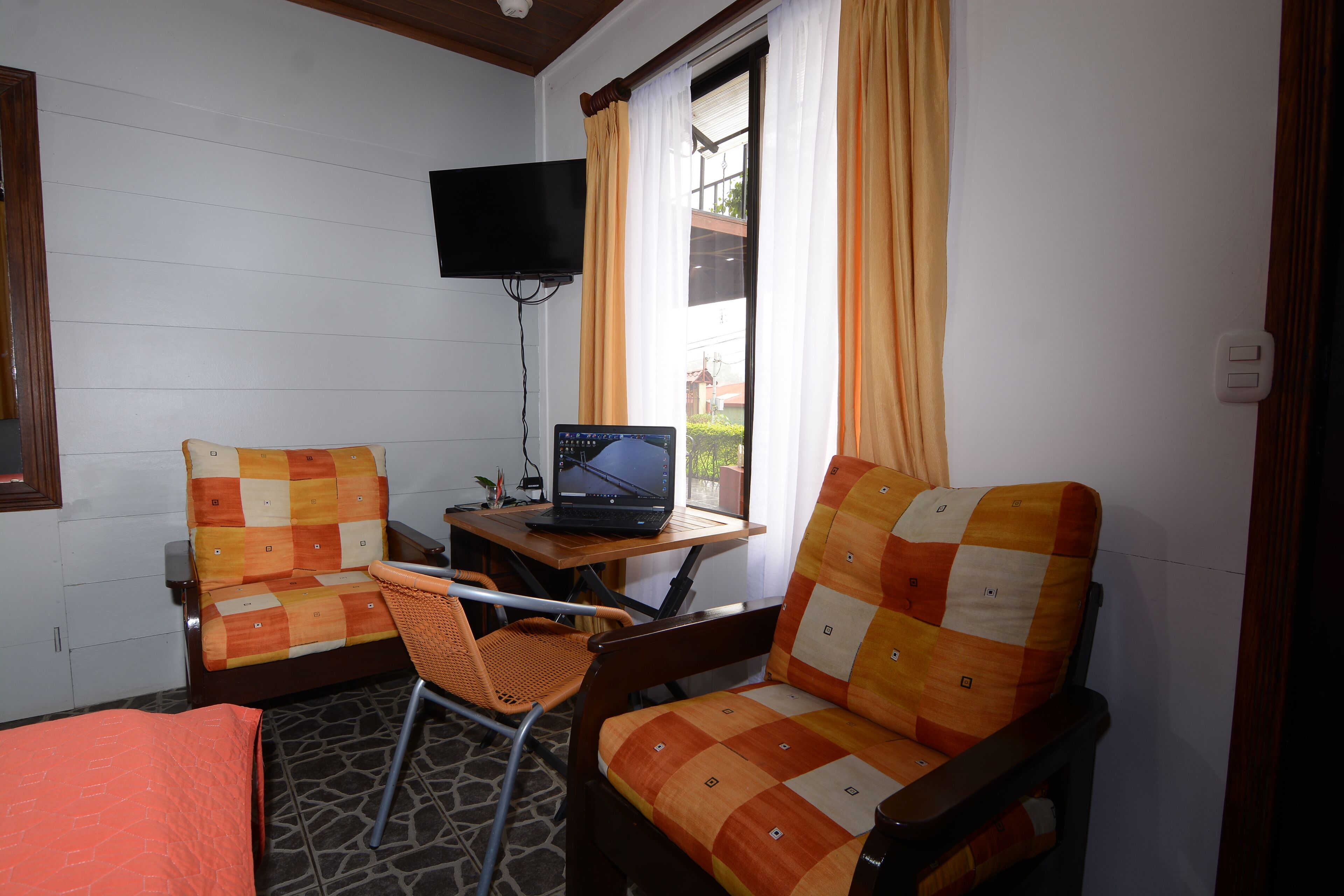 基础开间, 露台, 山景