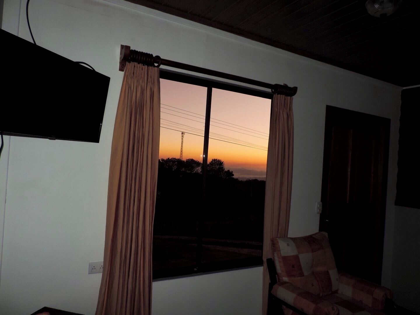 Basic Studio, Patio, Mountain View | Interior