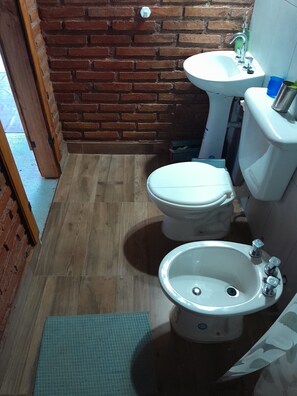 Bathroom - Cozy home surrounded by nature located in a very quiet and peaceful neighborhood (Salta)