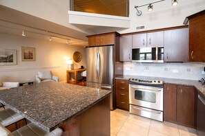 Fridge, microwave, oven, stovetop - Harbor Views | Walk Everywhere | Rooftop Deck | Sleeps 6+ (Grand Haven)
