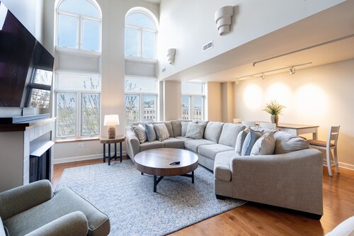 Harbor Views | Walk Everywhere | Rooftop Deck | Sleeps 6+