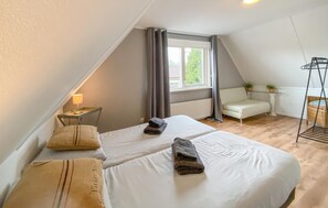 3 bedrooms, free WiFi - 3 bedroom nice home in Zeewolde (Zeewolde)