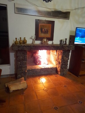 Interior - Campestre Oviedo complete house with pool in the Guadalupe Valley wine route. (Ensenada)