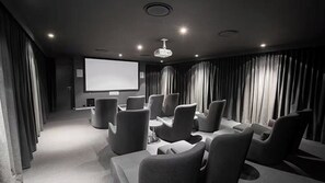 Interior - Modern 2BR Oasis: Scenic Views, Pools and Parking (Surfers Paradise)