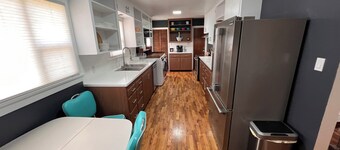 Superb 5-bedroom house with AC in friendly Fort Collins