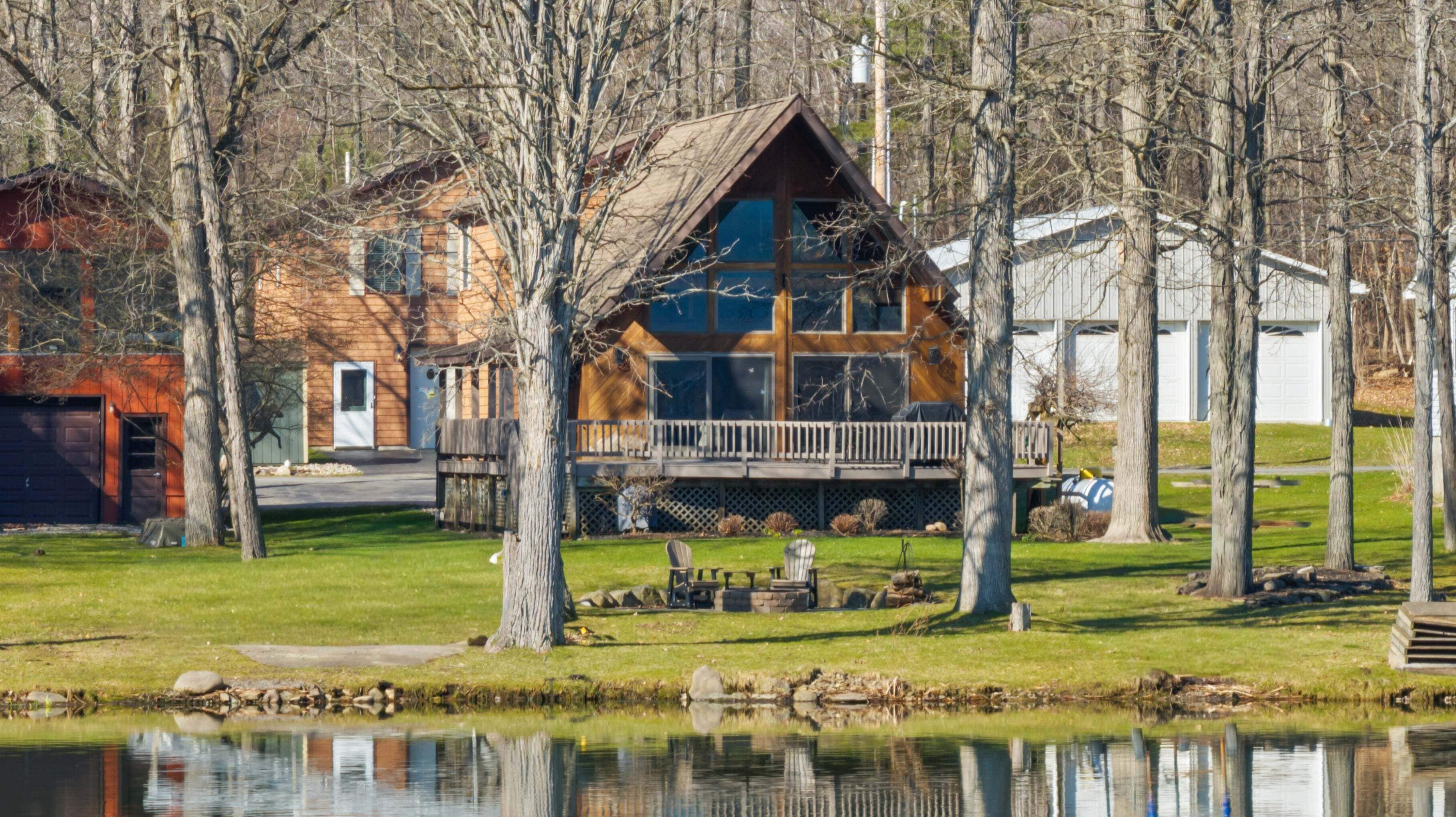 Lodge on Lamoka
