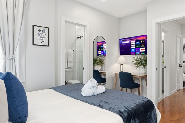 4 bedrooms, desk, iron/ironing board, free WiFi