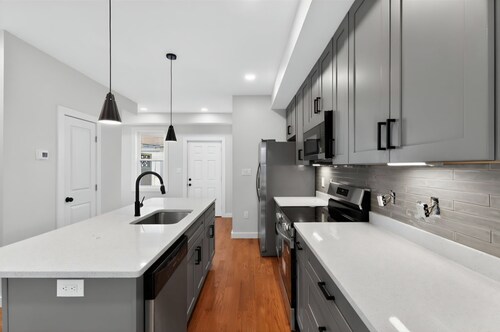 4 BR Urban Oasis - Medstar - Columbia Heights - Gre/Yel Metro - Howard U