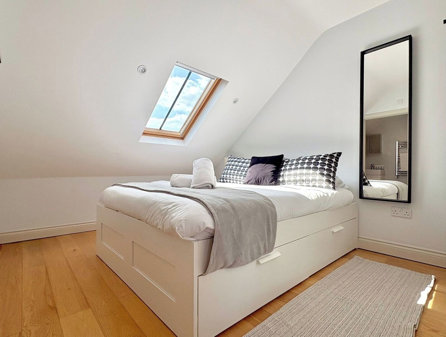 1 bedroom, iron/ironing board, WiFi, bed sheets