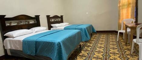 Laptop workspace, free WiFi