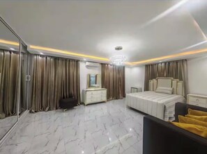 5 habitaciones y ropa de cama 