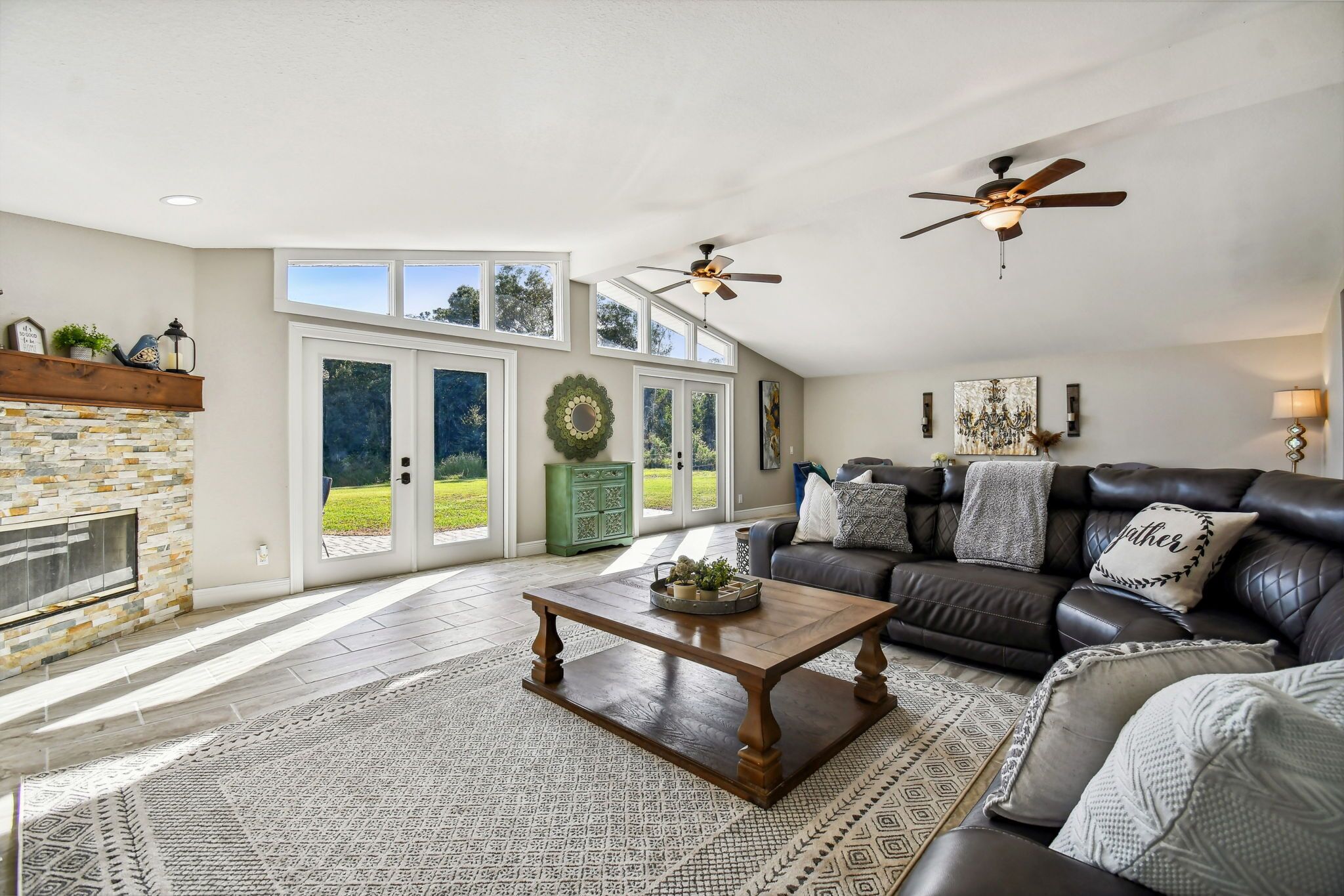 Tampa Bay Grand Estate 7-bedroom 2-acre Private/peaceful - Land O' Lakes, FL
