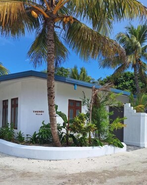 Property grounds - Thundi villa (Maalhos)