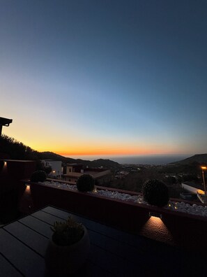 Property grounds - Modern apartment with large terrace and sea views (Tegueste)