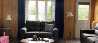 Cozy Cottage in Gros Morne - Cow Head, NL 
Sunset Lodging - Pet Friendly!