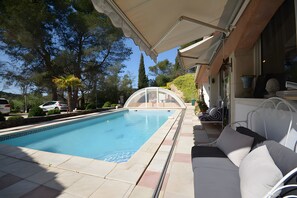 Pool - "Green Room" with Shared Pool, Wi-Fi and Air Conditioning (Bédoin)