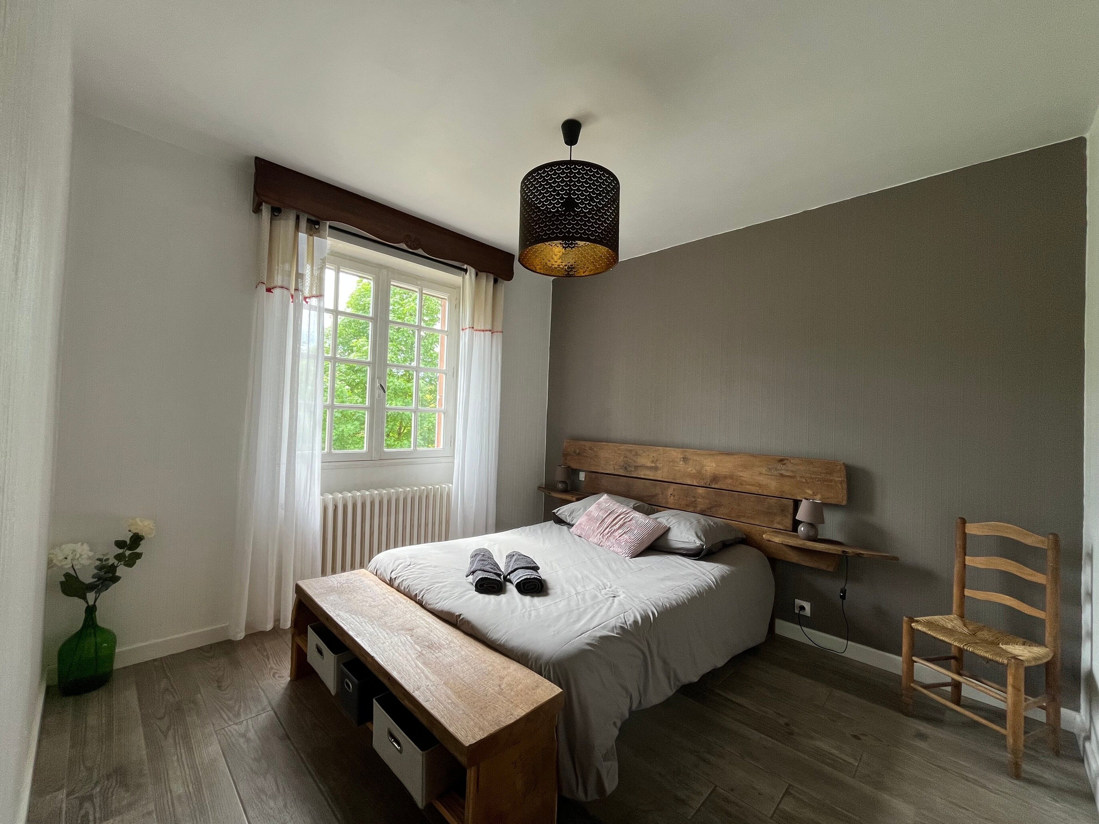 3 bedrooms, iron/ironing board