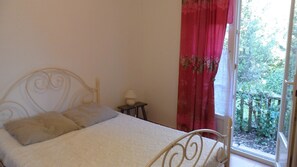 Room - U Borgu Garden-Level Apartment (Appietto)