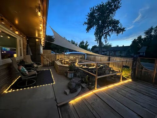 Split King adjustable 3 bed 2 bath - 1 mile to CSU