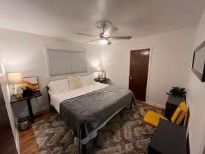 3 chambres, fer et planche à repasser, lit parapluie, Wi-Fi gratuit