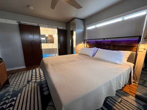 3 bedrooms, iron/ironing board, travel crib, free WiFi