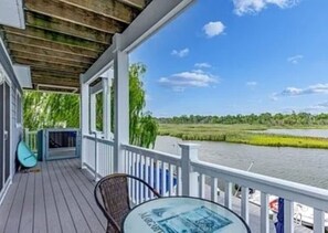 Terrace/patio - Bird and Sail! Spectacular water front home with private dock. (Toms River)