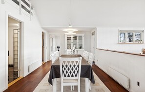 Dining - Amazing home in Højslev with house sea view (Højslev)