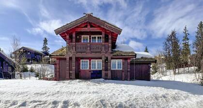 Gorgeous home in Aurdal with sauna