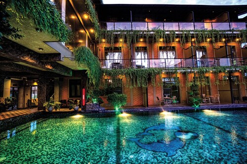Arama Transit Hotel 