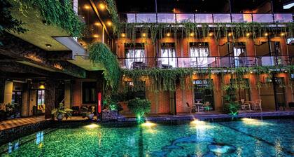 Arama Transit Hotel