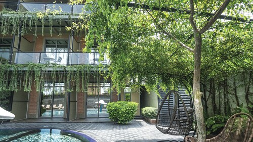 Arama Transit Hotel 