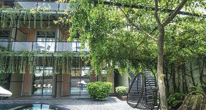 Arama Transit Hotel