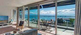 Oceanfront Apartment at Latitude 41