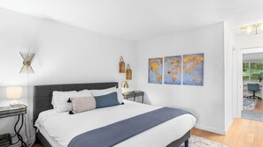 House (5 Bedrooms) | Interior