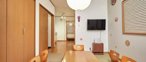 Casa tradicional, 3 habitaciones | Servicio a la habitación