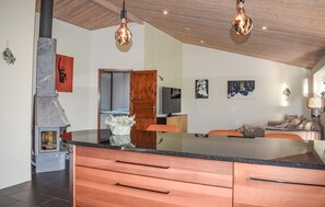 Interior - 4 bedroom stunning home in Gärsnäs (Gärsnäs)