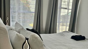 1 bedroom, internet, bed sheets