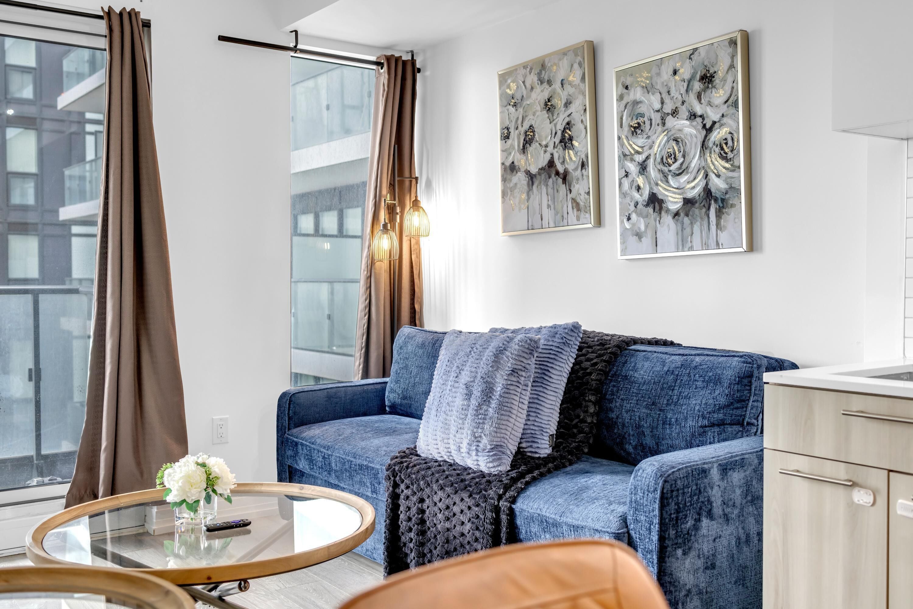 Family Suite, 2 Bedrooms, Non Smoking, Air conditioning | Living area | 50-inch flat-screen TV with digital channels