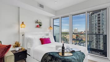 Economy Studio Suite, 1 Queen Bed with Sofa bed, Non Smoking | Living area | 50-inch flat-screen TV with digital channels